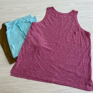 Old Navy Tank Tops